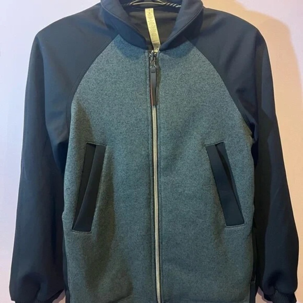 Lululemon Jacket Full Zip Athletic Gray Black Size 4
